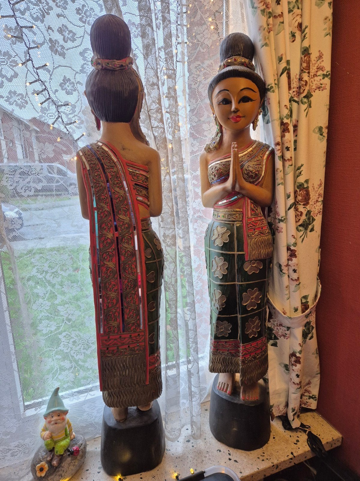 Thaise Sawasdee beelden., Avec socle, Comme neuf, Enlèvement, Bois