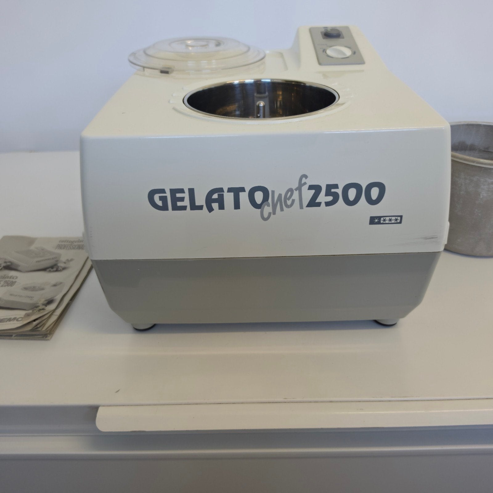 Ijscreme machien semi profesioneel, Elektronische apparatuur, IJsmachines, Ophalen, Zo goed als nieuw, Zelfvriezend
