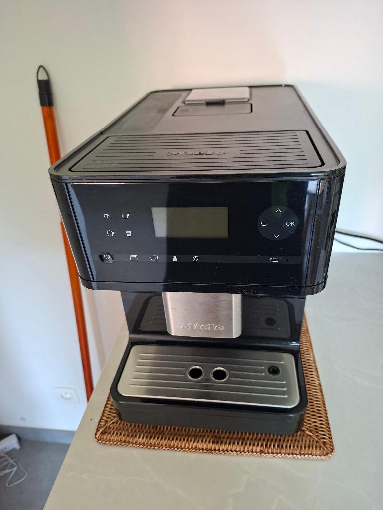 machine à café MIELE, Electroménager, Enlèvement, Ne fonctionne pas, Cafetière, Autres types