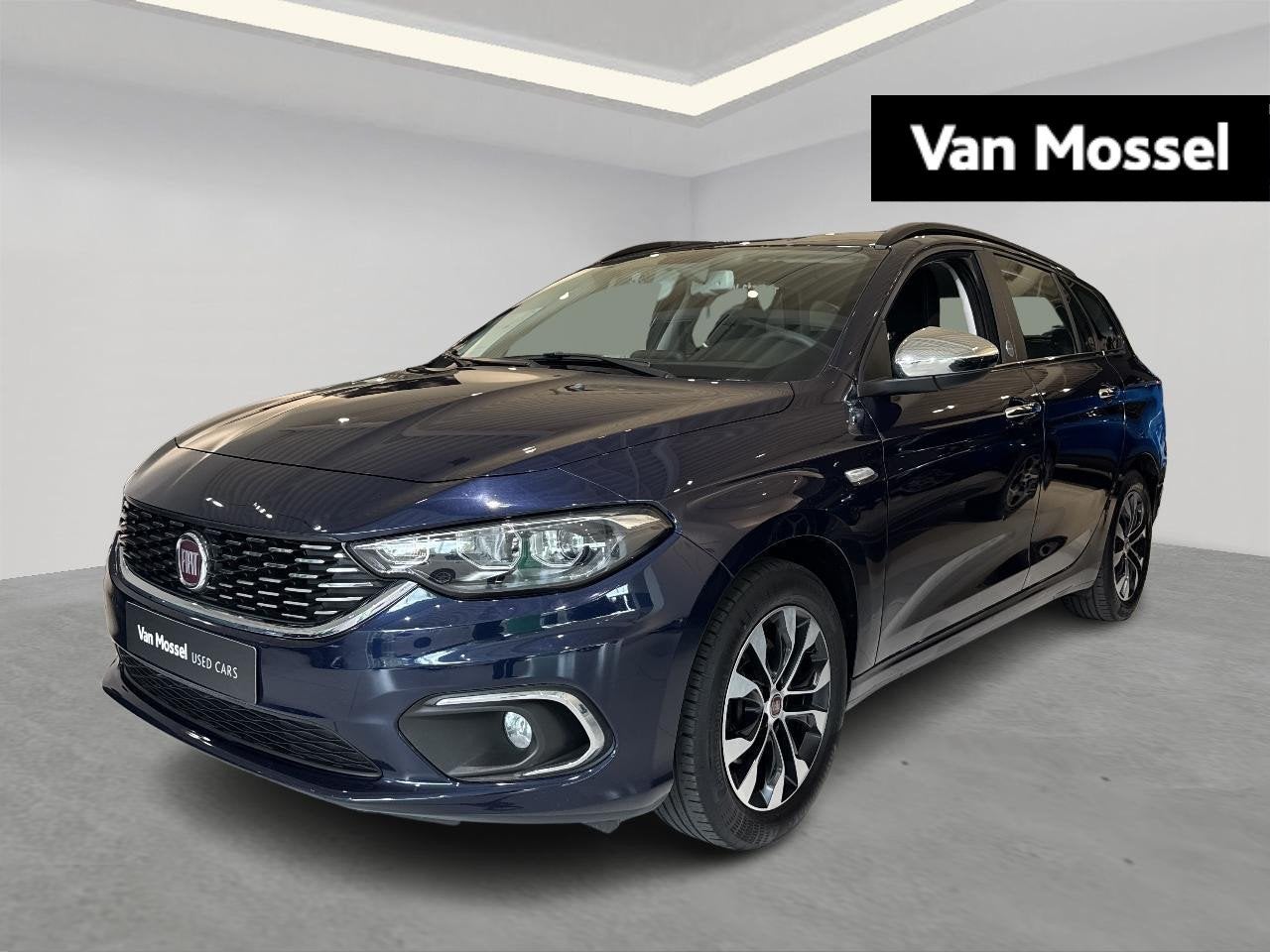 Fiat Tipo 1.4 95 pk Lounge, Achat, Euro 6, Entreprise, Boîte manuelle