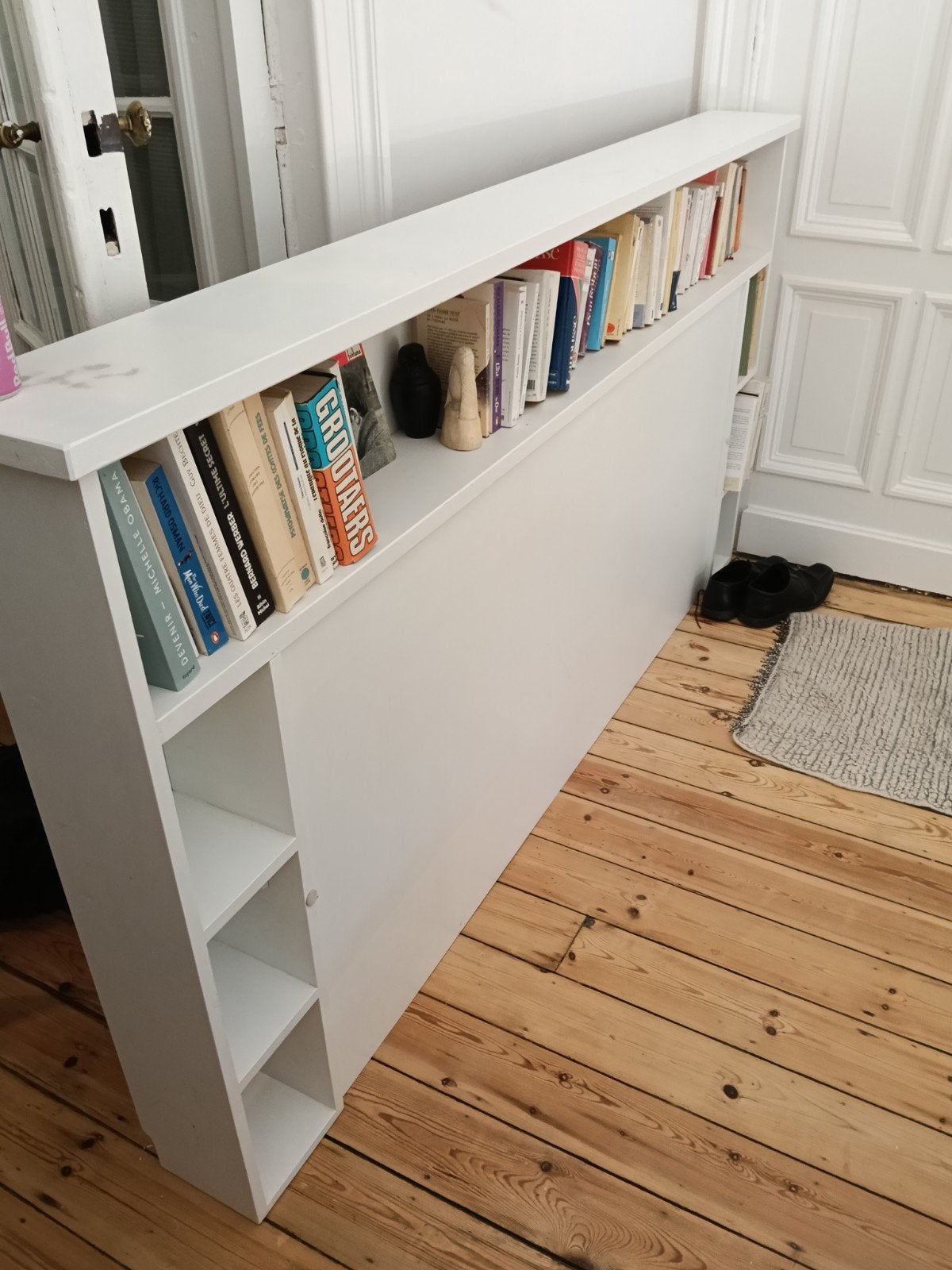 Tête de lit, Enlèvement