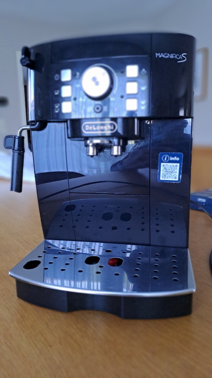 Delonghi volautomatische koffiemachine "Magnifica S ECAM12, Elektronische apparatuur, Ophalen, Koffiemachine