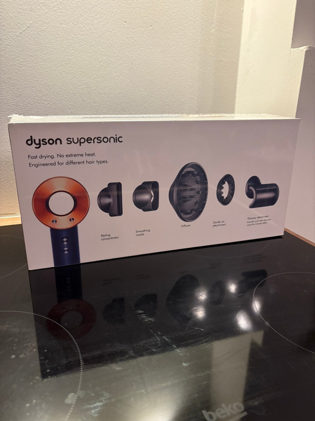 Sèche-cheveux Dyson supersonic, Bijoux, Sacs & Beauté, Enlèvement ou Envoi, Neuf, Sèche-cheveux