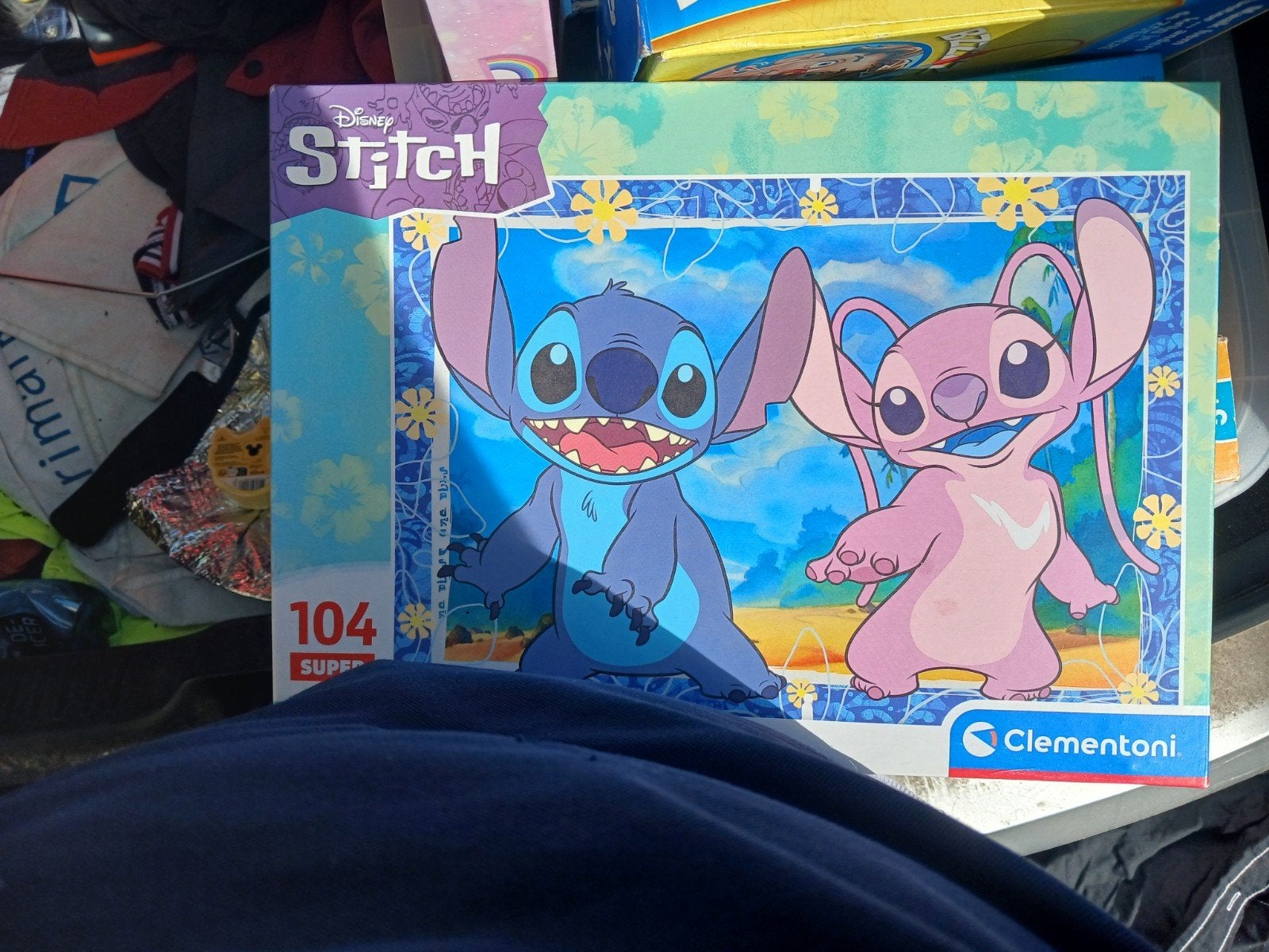 puzzel stitch 104 puzzels, Kinderen en Baby's, Speelgoed | Kinderpuzzels, Ophalen, Meer dan 50 stukjes, Zo goed als nieuw, 6 jaar of ouder