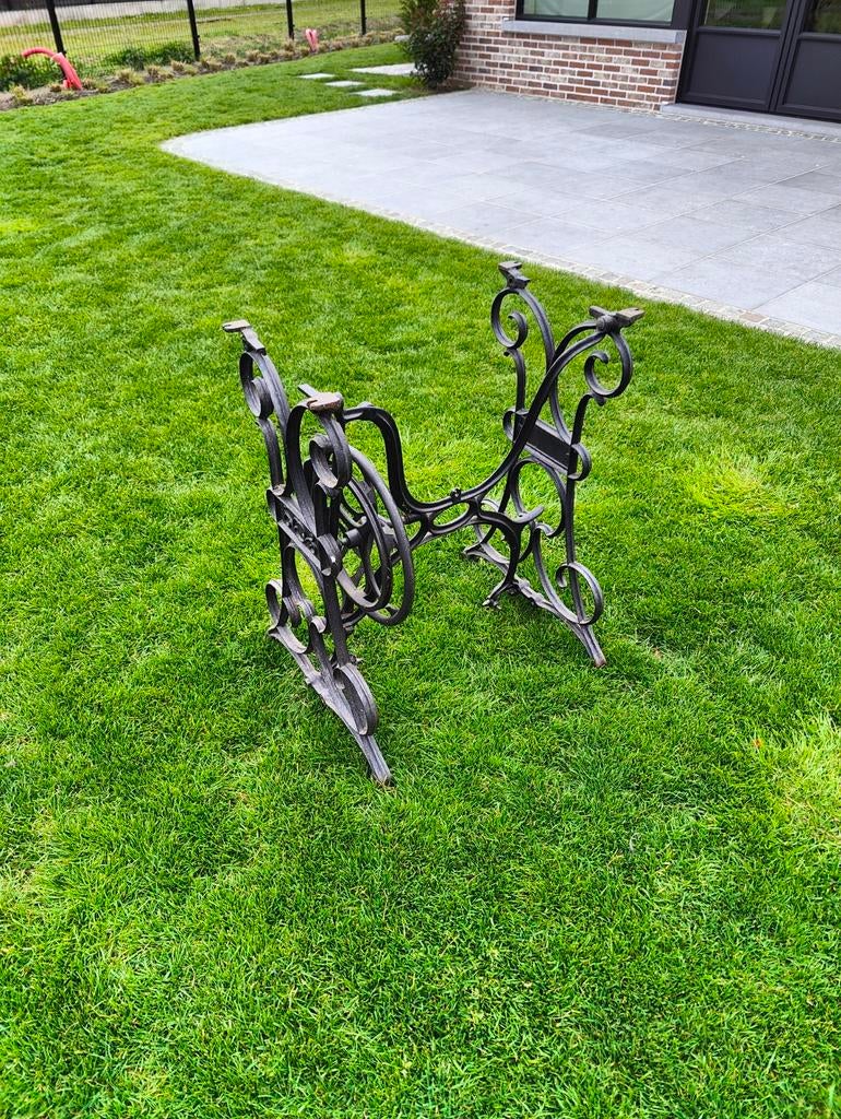 Onderstel naaimachine, Tuin en Terras, Ophalen