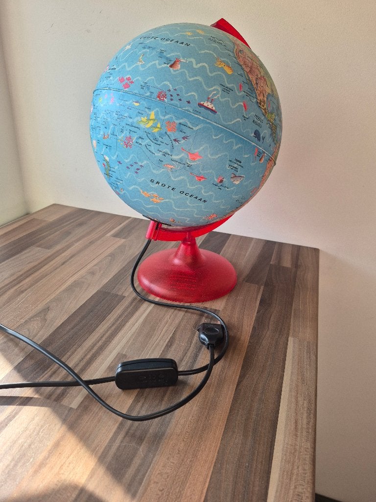 Lamp wereldbol, Ophalen, Gebruikt, Kunststof, Kinderwereldbol