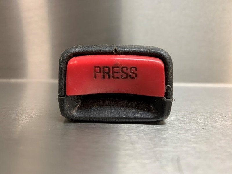 BOUCLE DE CEINTURE DE SECURITE AVANT DROIT MPV (LW19 / 69), Utilisé, Mazda