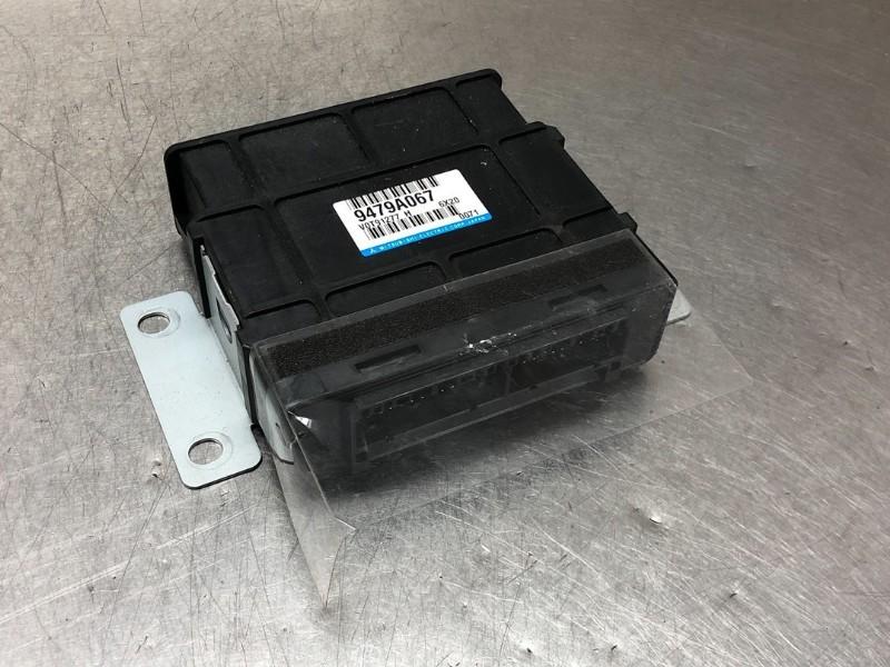 DIVERS Mitsubishi Outlander (GF / GG) (|9479A067|), Utilisé, Mitsubishi