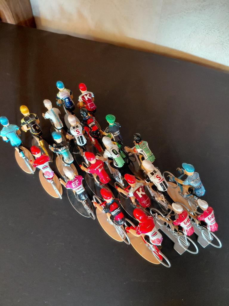 Cavaliers miniatures, Enlèvement ou Envoi, Utilisé