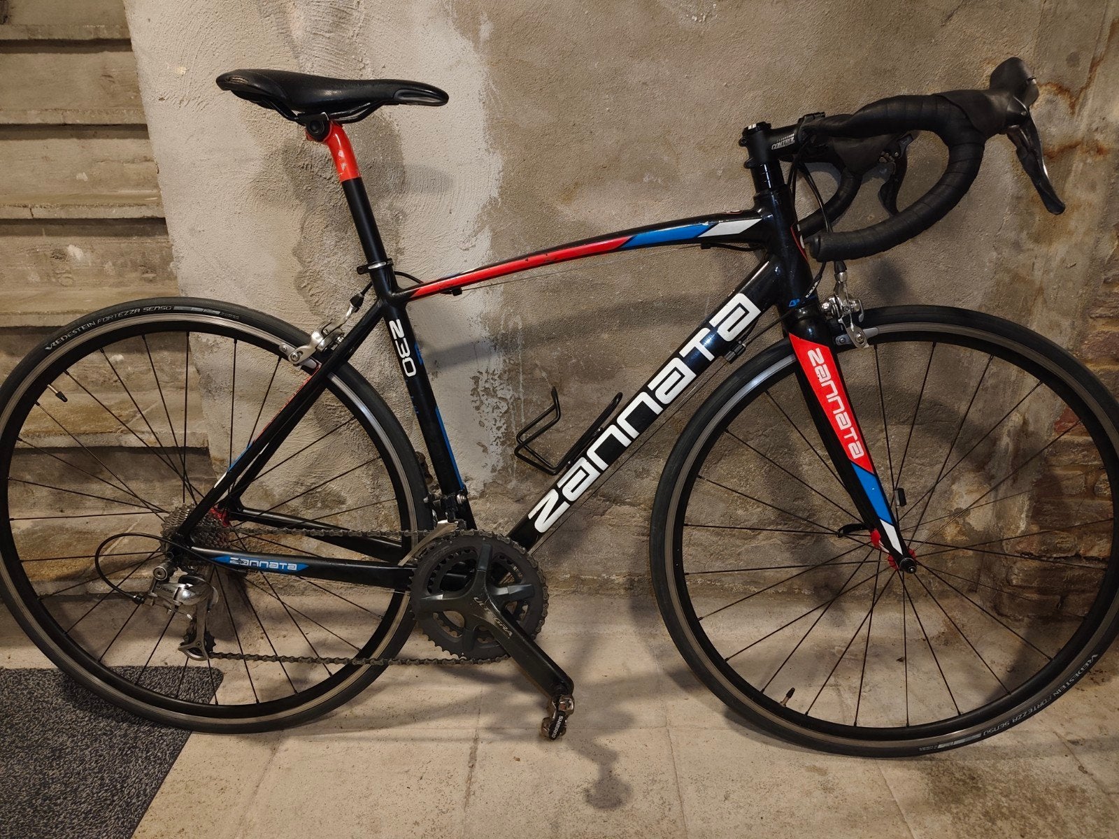 Moto Zannata taille S Ultegra, Enlèvement ou Envoi