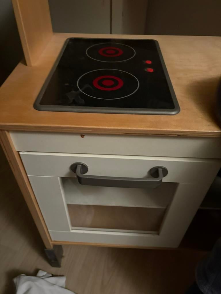 Ikea cuisine enfant, Enlèvement, Comme neuf