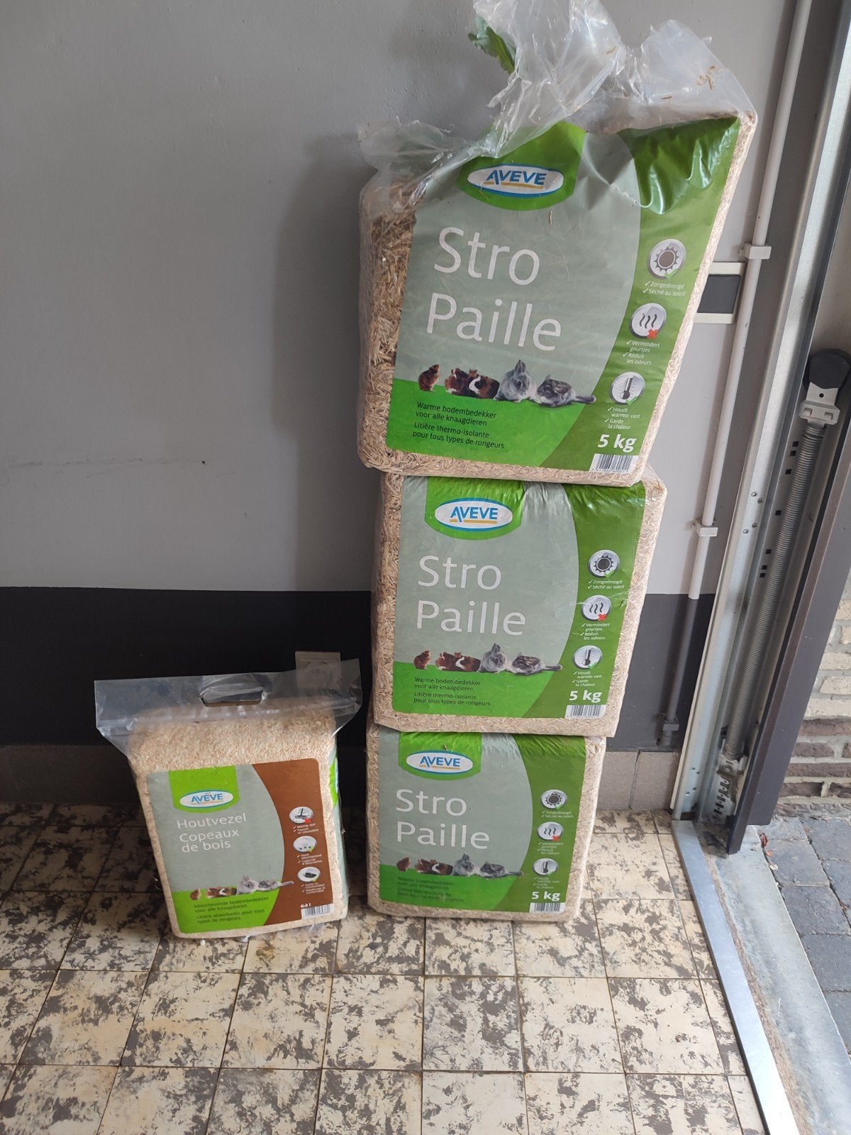 Stro en houtvezel, Dieren en Toebehoren, Ophalen