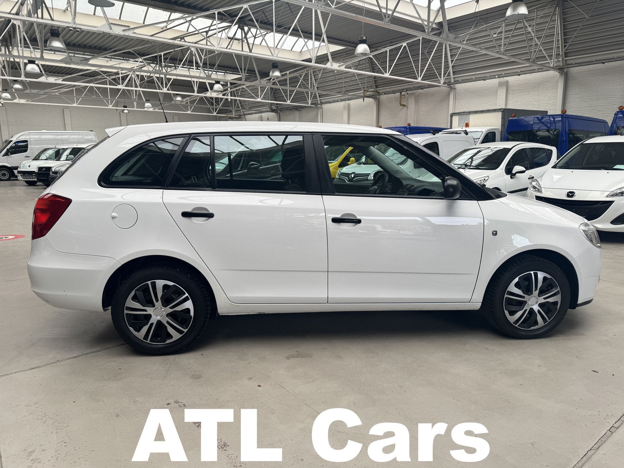 Skoda Fabia Ex Overheid | 80.000km | Eerste Eigenaar | 1J Ga, Auto's, Voorwielaandrijving, Stof, Gebruikt, 4 cilinders