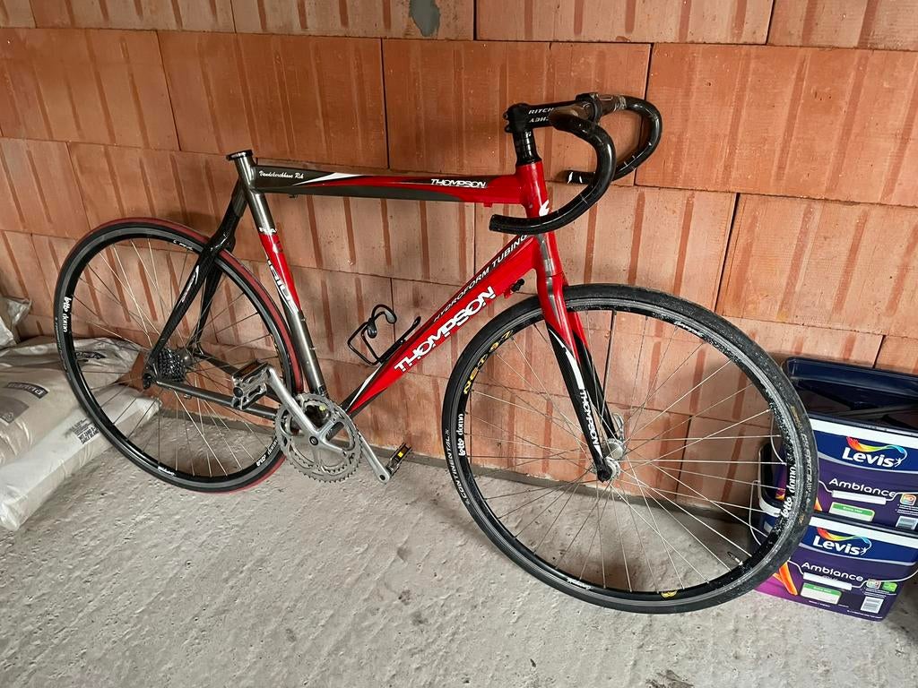 Opbouw koersfiets thompson, Fietsen en Brommers, Fietsen | Racefietsen, Ophalen, Zo goed als nieuw
