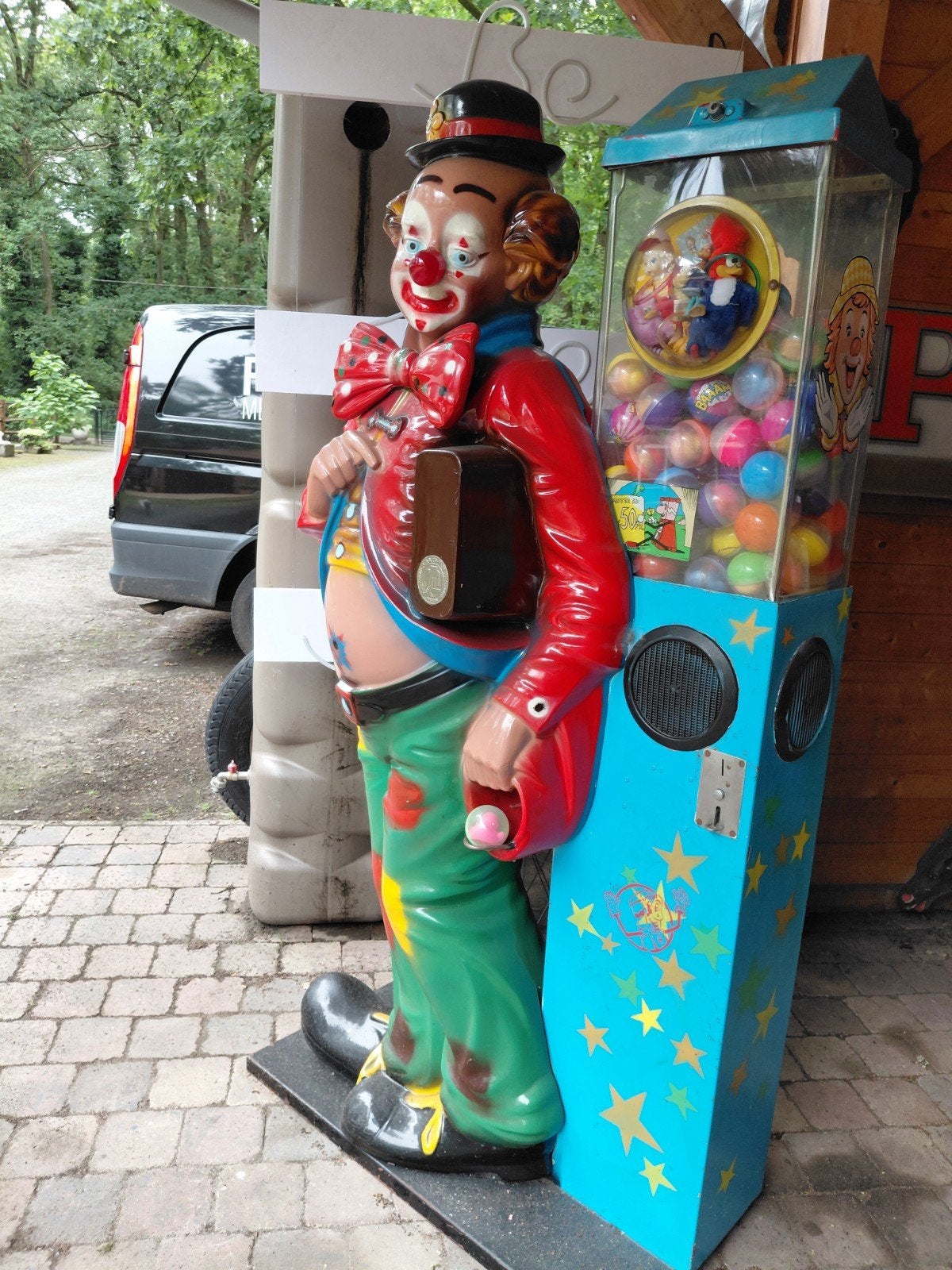 Clown kermis ballenautomaat, Enlèvement