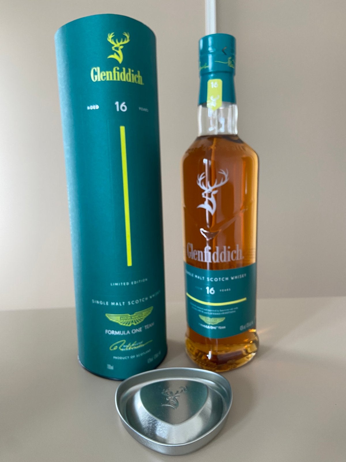 Glenfiddich Aston Martin 16y. (Limited Formula one Edition), Collections, Enlèvement, Neuf