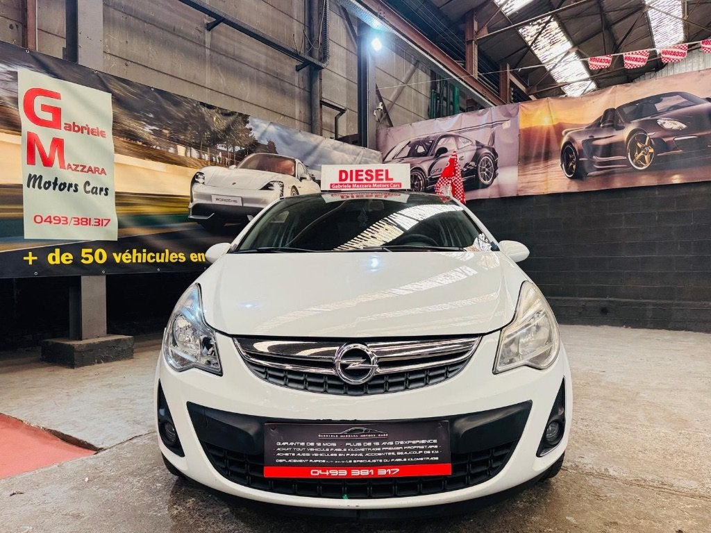 Opel Corsa 1.3CDTI, Zwart, Wit, Bedrijf, https://public.car-pass.be/vhr/8b3d2410-9e13-403a-8e6b-fb250c330232