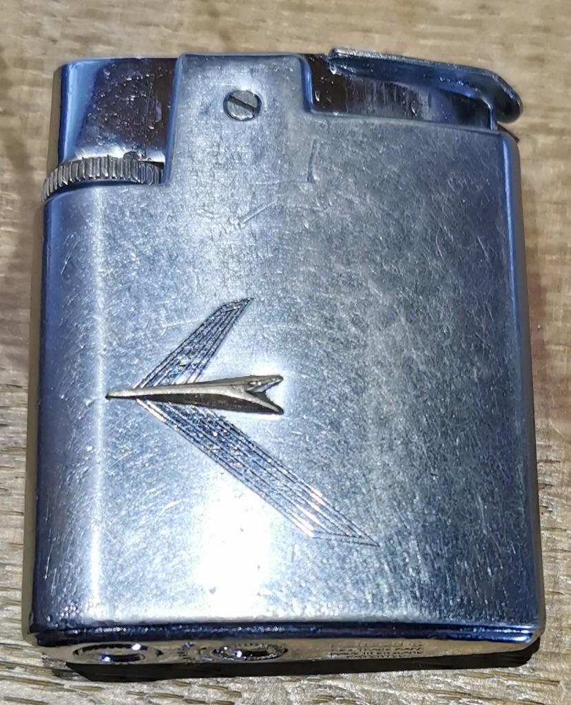 Briquet Vintage Ronson Premier Varaflame Golden Arrow, Ophalen of Verzenden, Gebruikt, Aansteker