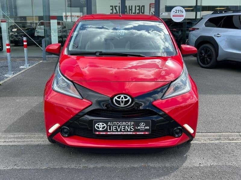 Toyota Aygo 1.0 AT X-PLAY, Auto's, Toyota, Automaat, 118 g/km, 72 pk, 5 deurs