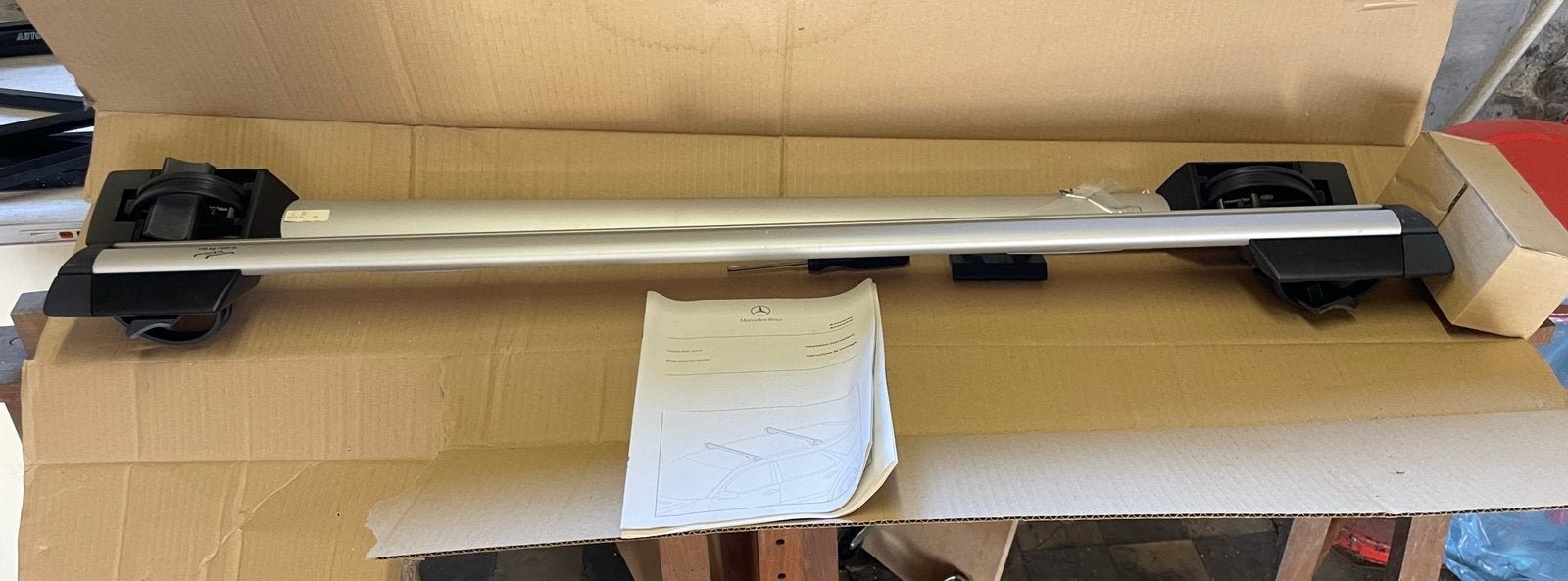 Nieuwe draagstangen Mercedes Alusryle 100 kg, Ophalen, Nieuw