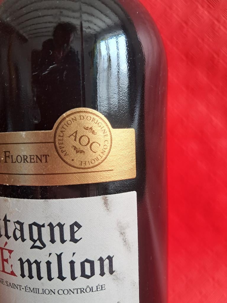 Montagne Saint Emilion  grand vin, Verzamelen, Wijnen, Nieuw, Rode wijn, Frankrijk, Vol, Ophalen
