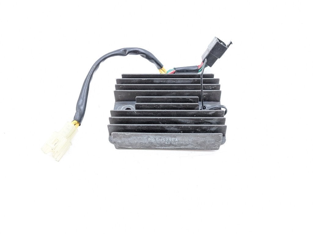 REGULATEUR DE TENSION Ducati 1098 +S (SH579EA), Motos, Pièces | Ducati, Utilisé