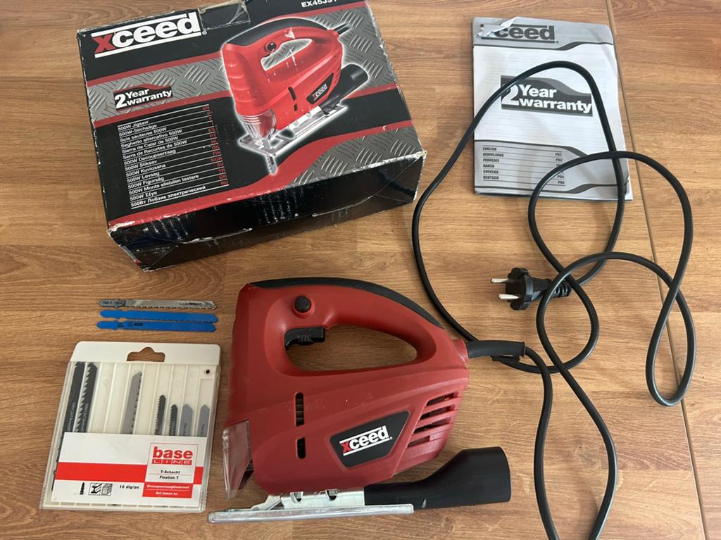 Scie sauteuse xceed 500 w et lames neuves, Enlèvement ou Envoi, Comme neuf