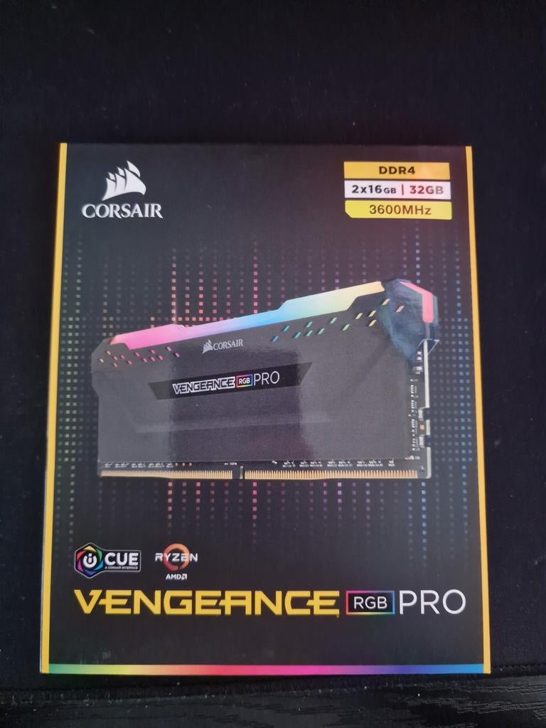 Corsair Vengeance RGB Pro, Informatique & Logiciels, Enlèvement, DDR4, Desktop