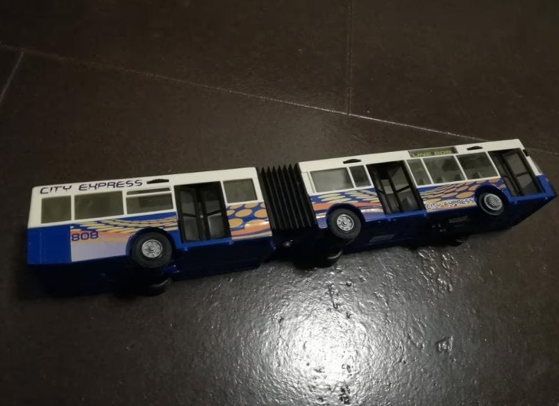 Accordeonbus – 39 cm – Met Openende Deuren, Ophalen