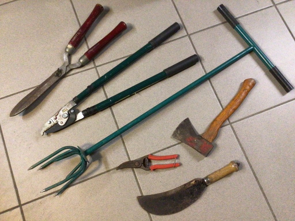 Lot Outils de jardin + tuyau d’arrosage, Enlèvement