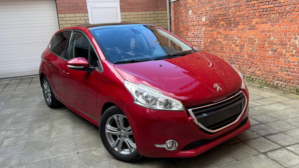 Peugeot 208 1.2i Essence Euro 6b 4/2015 Clim Gps Jantes Pano, Voorwielaandrijving, Stof, Euro 6, 1199 cc