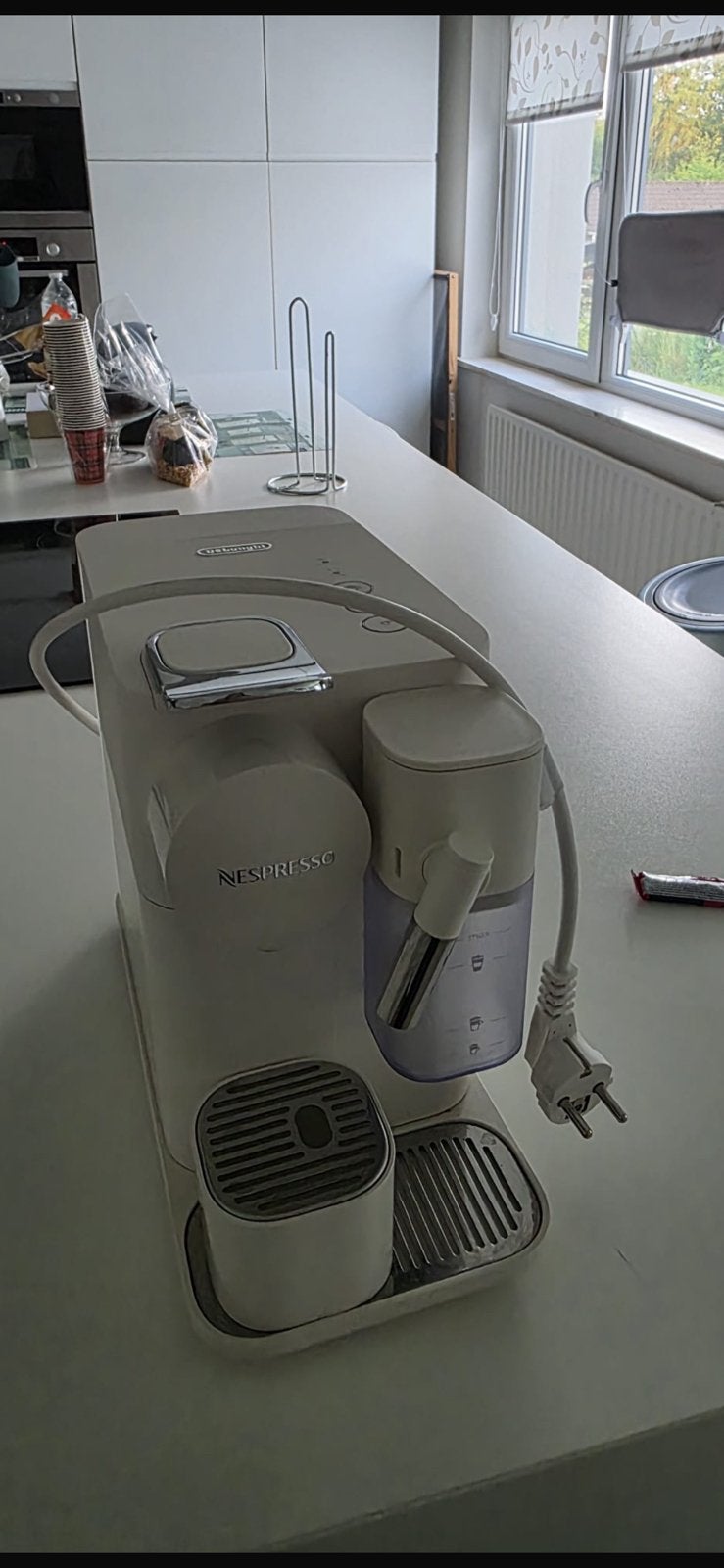 De'Longhi Nespresso Machine à café Lattissima One White, Enlèvement, Comme neuf