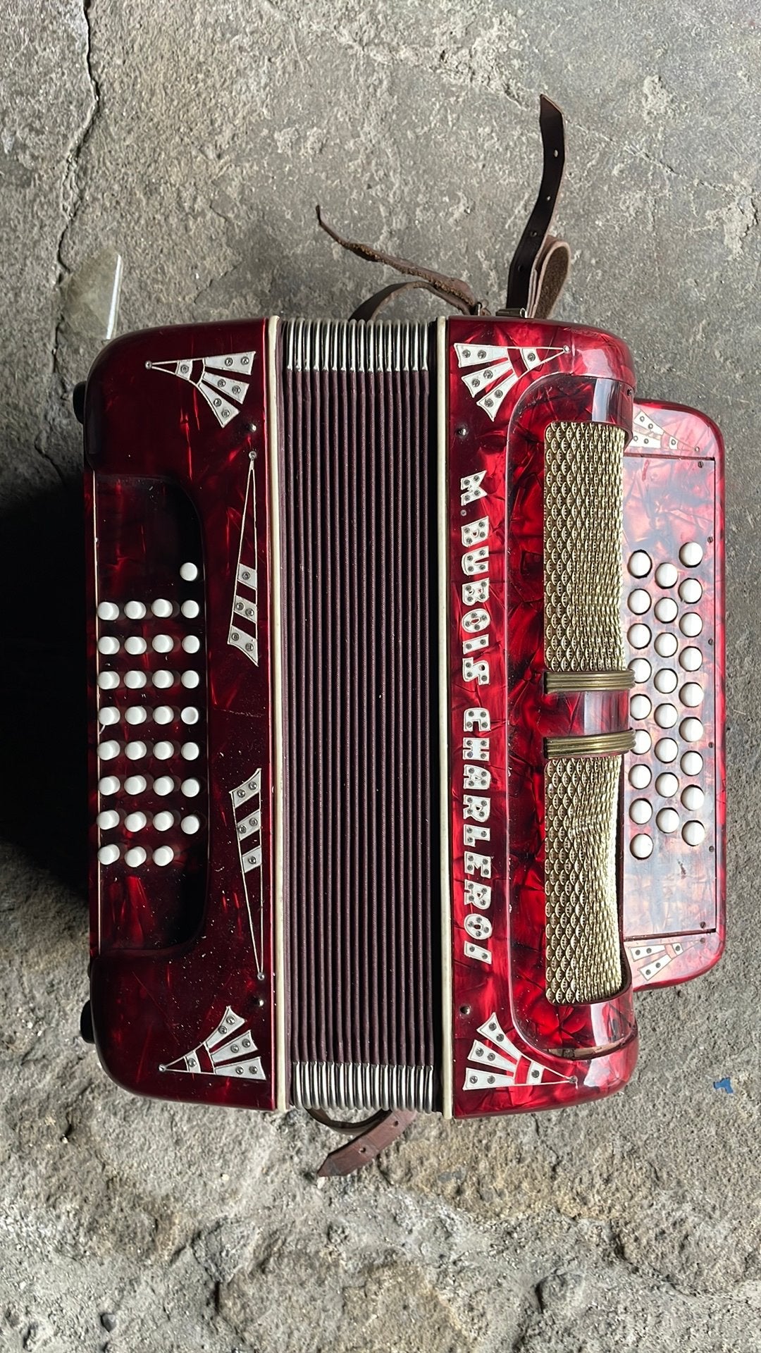 Accordéon ancien allemand, Enlèvement, Utilisé