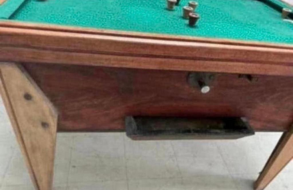 Billard de bistrot publicitaire ancien, Enlèvement, Utilisé