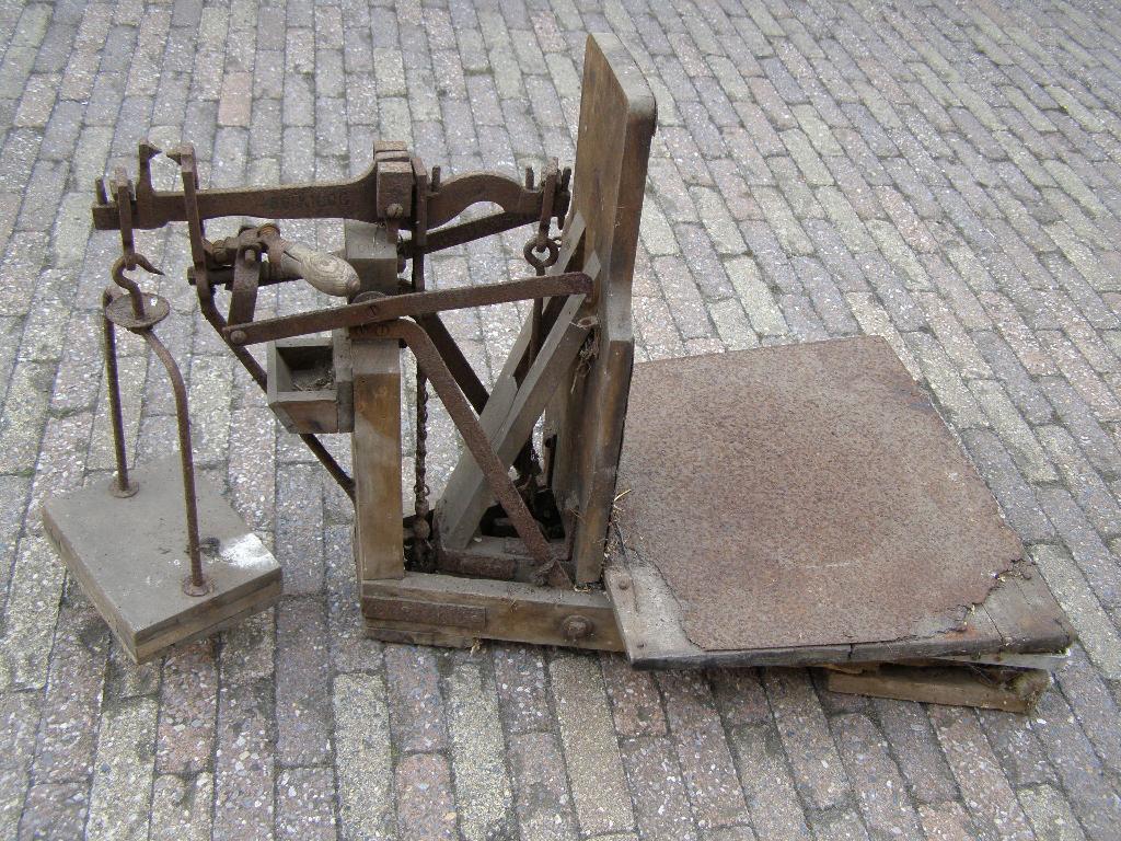 oude kleine bascule, Ophalen