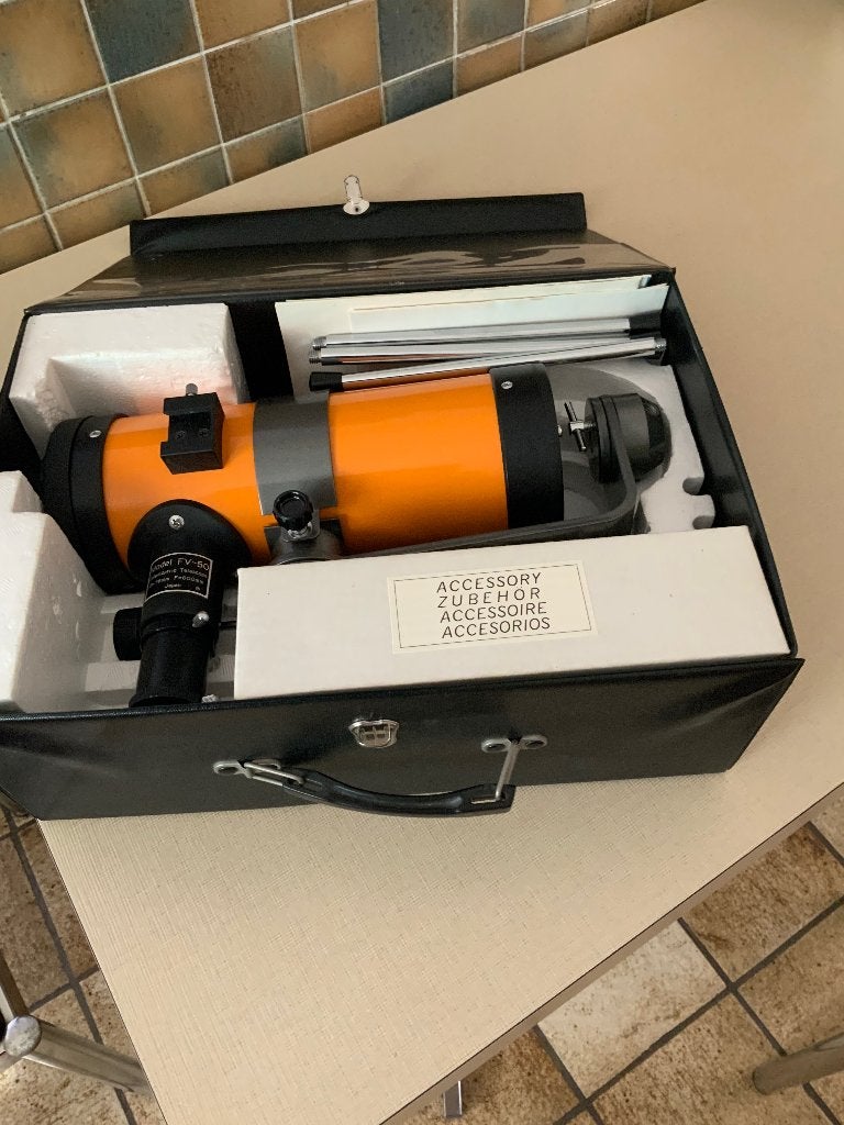 Telescoop, Audio, Tv en Foto, Lenzentelescoop (refractor), Met statief, Ophalen of Verzenden, Zo goed als nieuw