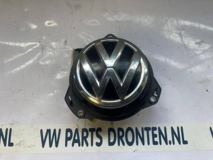 Poignée hayon d'un Volkswagen T-Roc, Autos : Pièces & Accessoires, Volkswagen, -, 3 mois de garantie, Utilisé