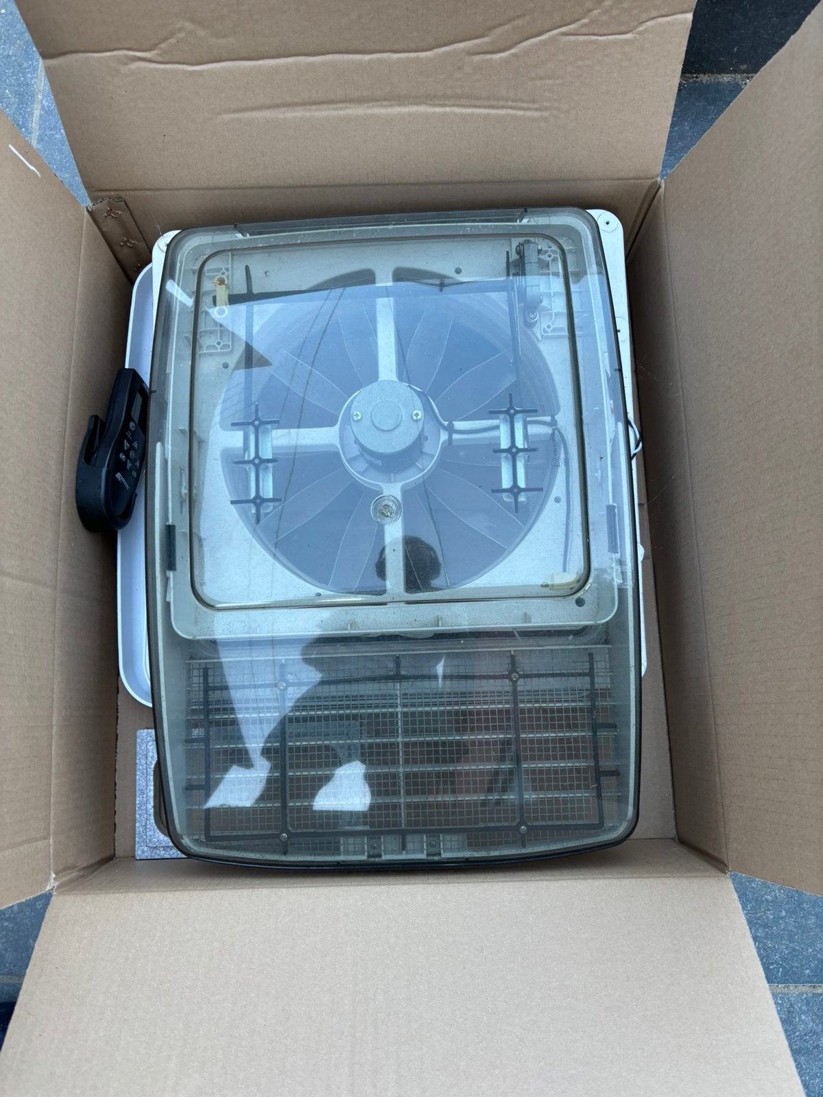Ventilateur Max, Caravanes & Camping, Enlèvement, Utilisé