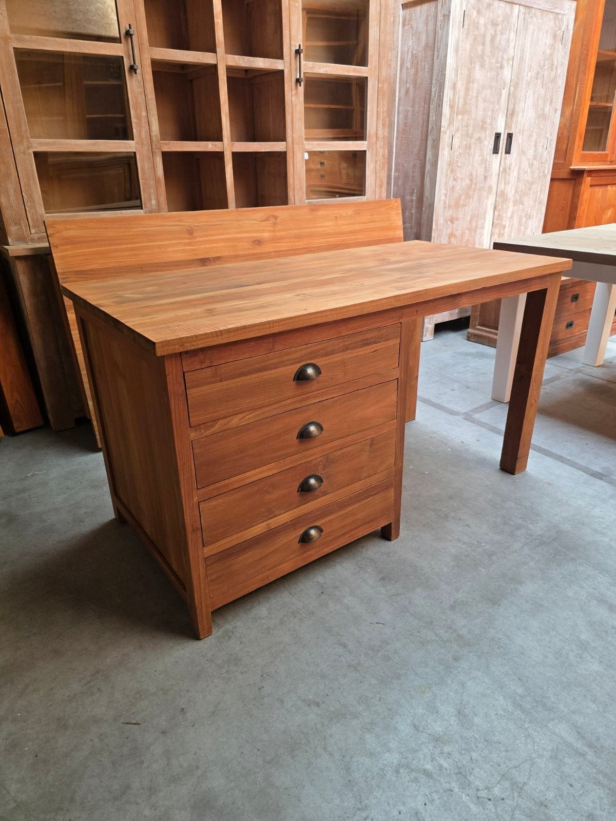 Mooie massief teakhouten bureau met 4 lades.vaste prijs, Huis en Inrichting, Bureaus, Ophalen