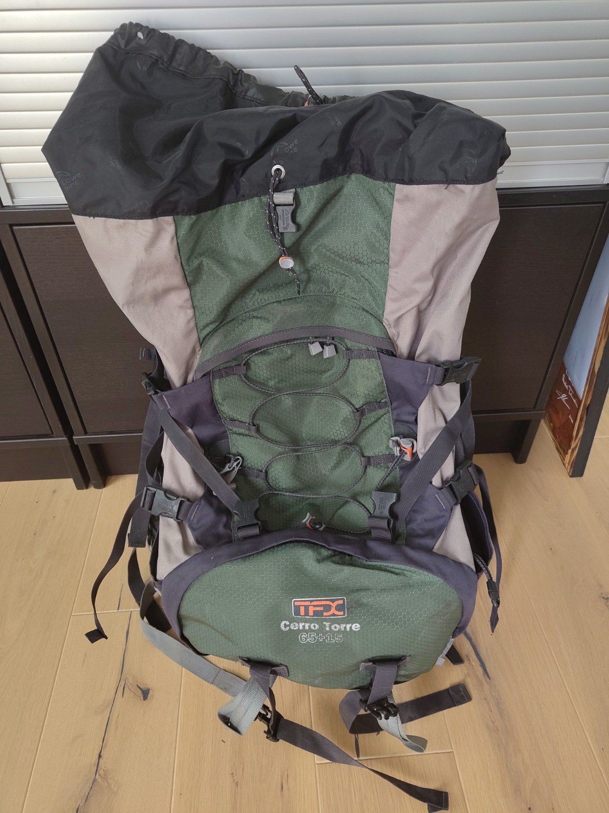 Cerro Torre 65+15 backpack rugzak, Ophalen