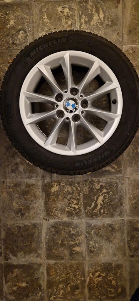 Originele 16" BMW velgen, Auto-onderdelen, Ophalen, All Season, Band(en)