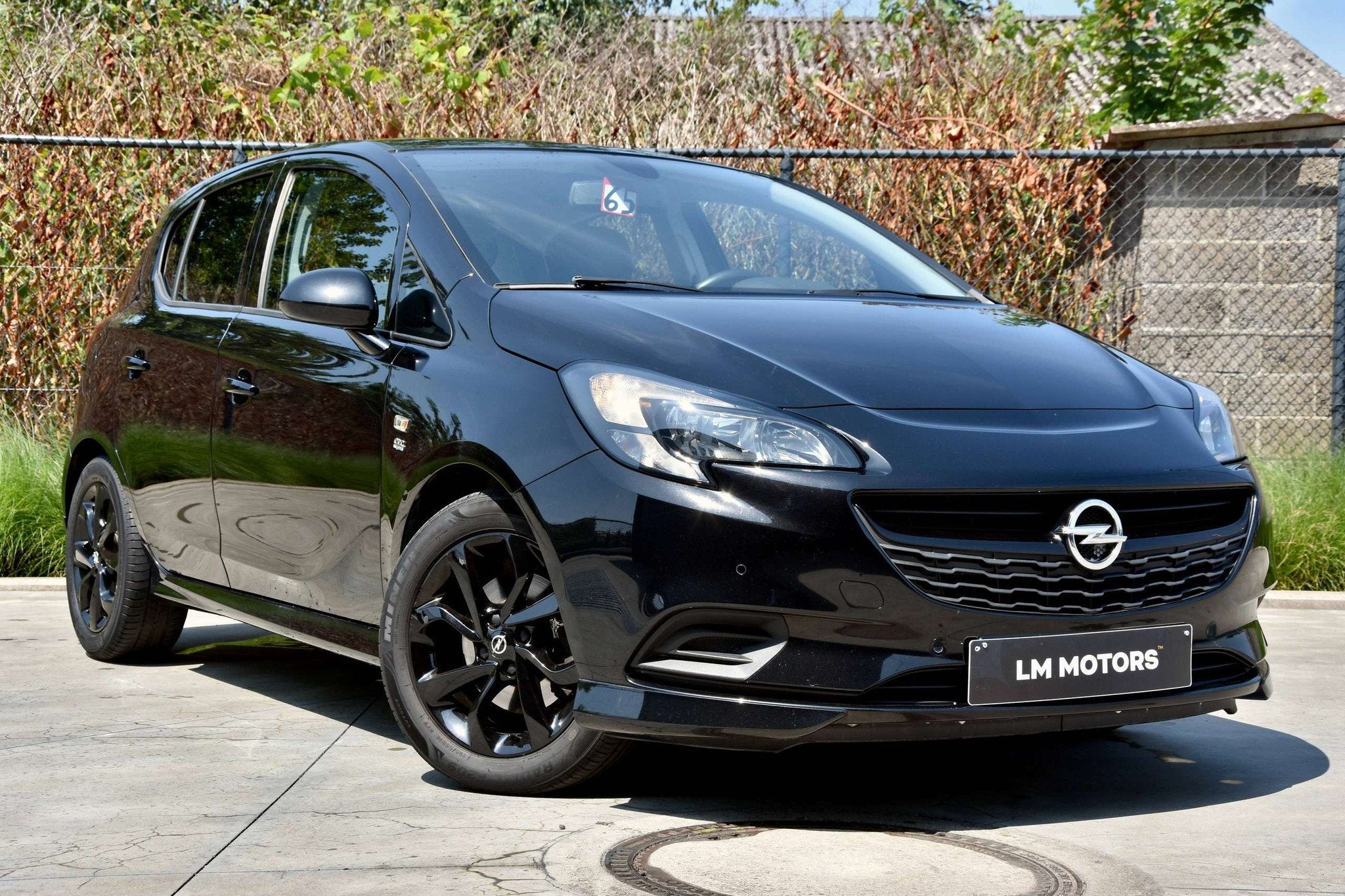 Opel Corsa *OPC LINE* APPLE CARPLAY (bj 2017), Auto's, Voorwielaandrijving, Gebruikt, 116 pk, Zwart