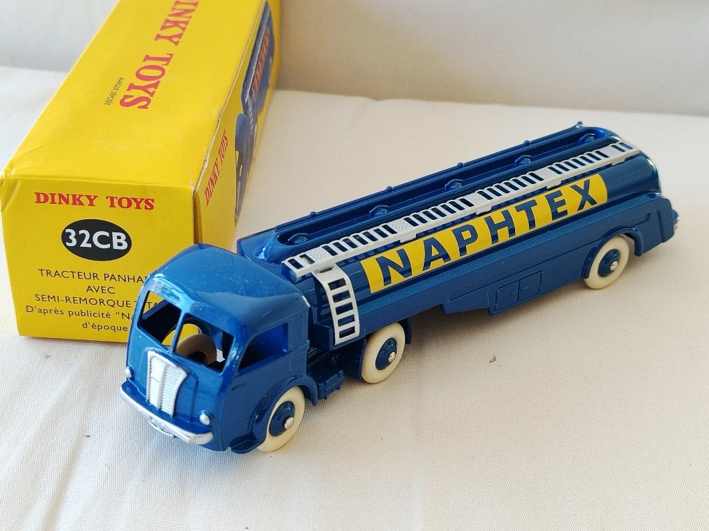 Dinky Atlas _ Panhard tanktrekker „NAPHTEX” _ ref. 32CB, Ophalen of Verzenden, Zo goed als nieuw, Bus of Vrachtwagen, Dinky Toys