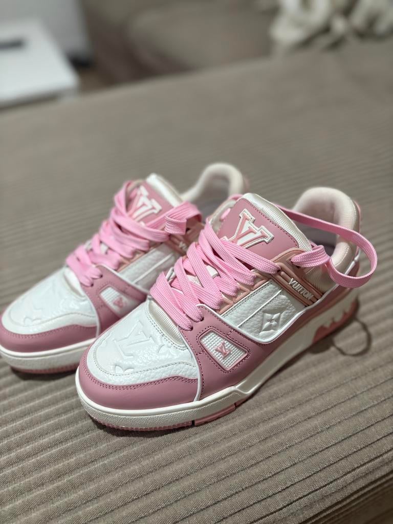 Louis vuitton sneakers pink, Kinderen en Baby's, Babykleding | Schoentjes en Sokjes, Ophalen, Zo goed als nieuw