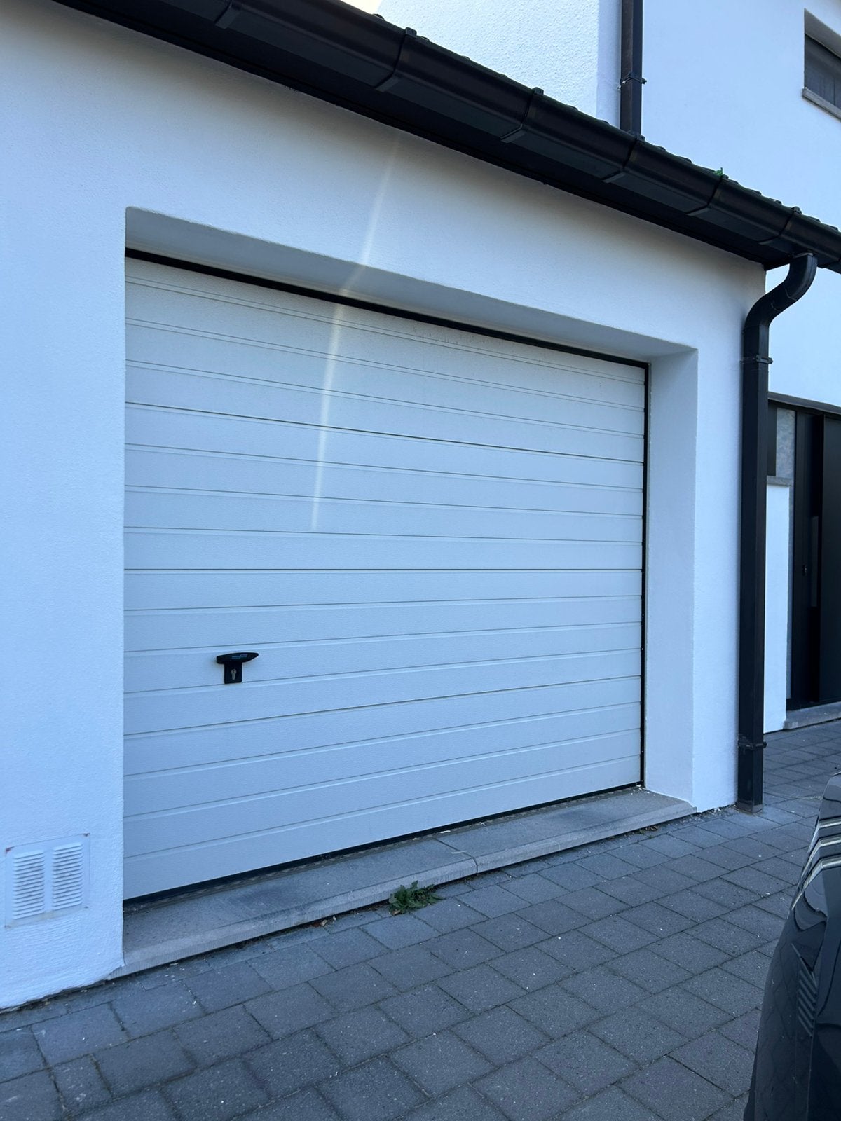 sectionale garagepoort wit (geïsoleerd), Ophalen, 200 cm of meer, Wit, Zo goed als nieuw