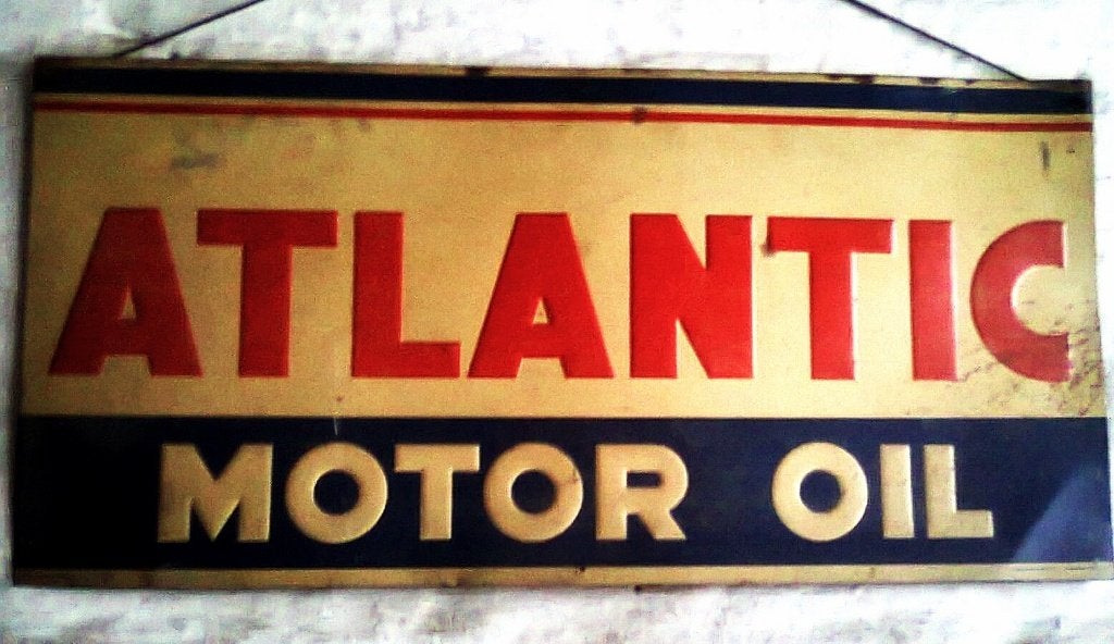 'atlantic oil' anno 1950, reclamebord in gestanst metaal, Enlèvement, Utilisé, Panneau publicitaire