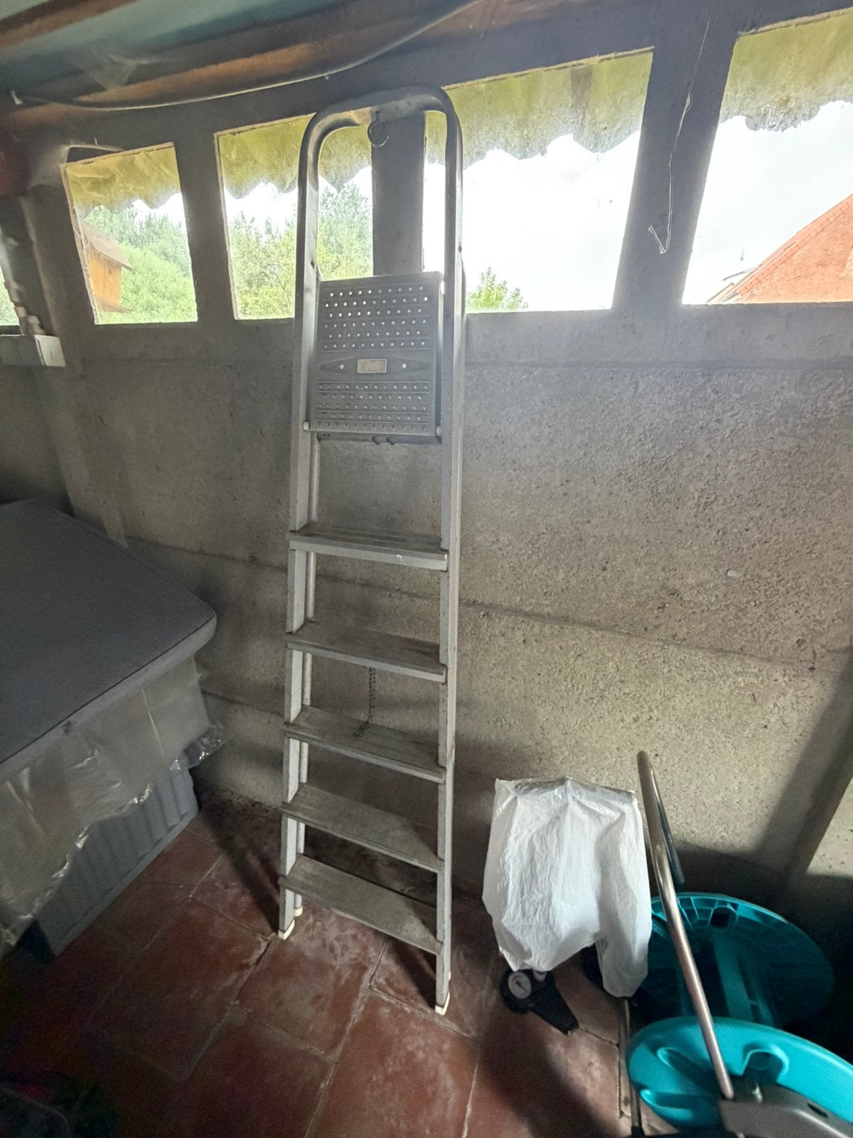 6 treden ladder, Ophalen, Gebruikt, Ladder, Opvouwbaar of Inschuifbaar
