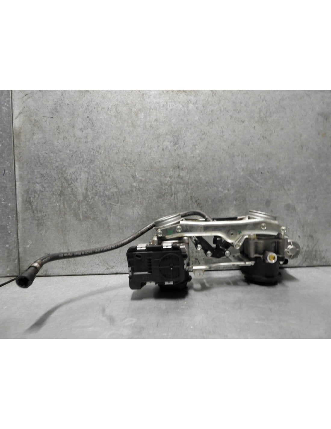 Shiver 750 2008 - 2012 Aprilia Injectorbody D1-43344, Motoren, Onderdelen | Overige