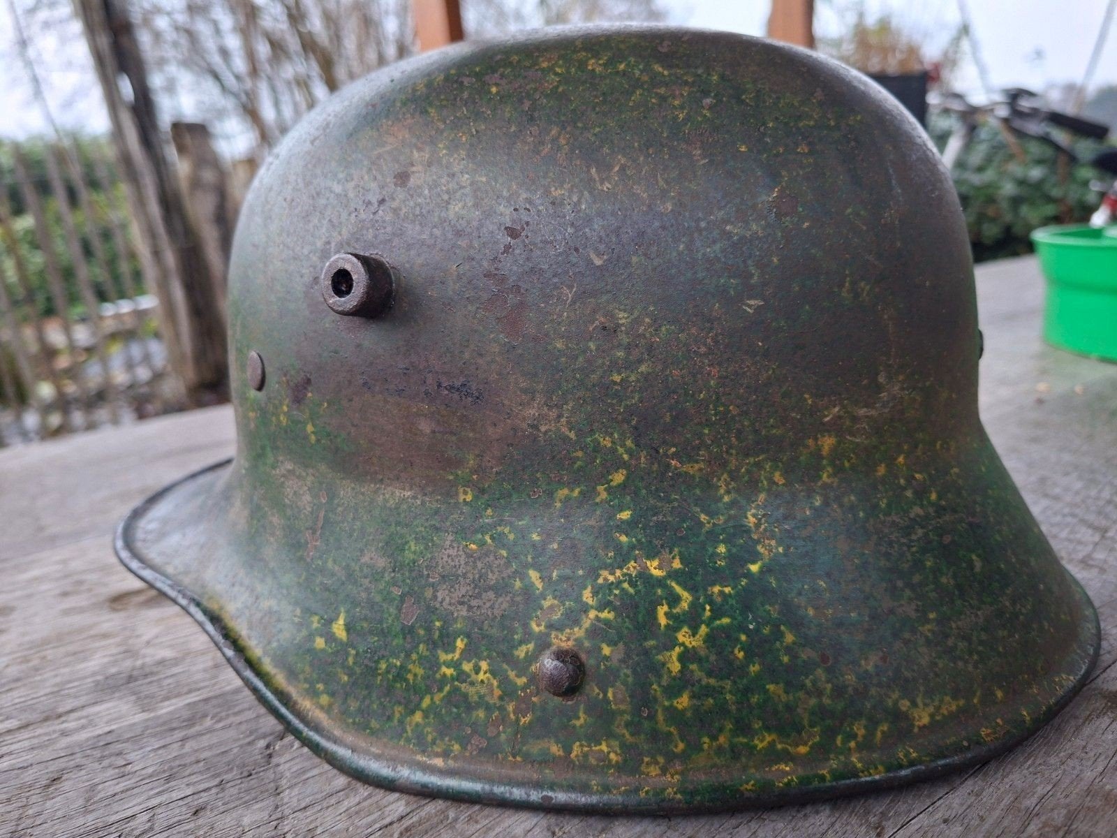 Ww1 duitse helm camouflage, Ophalen