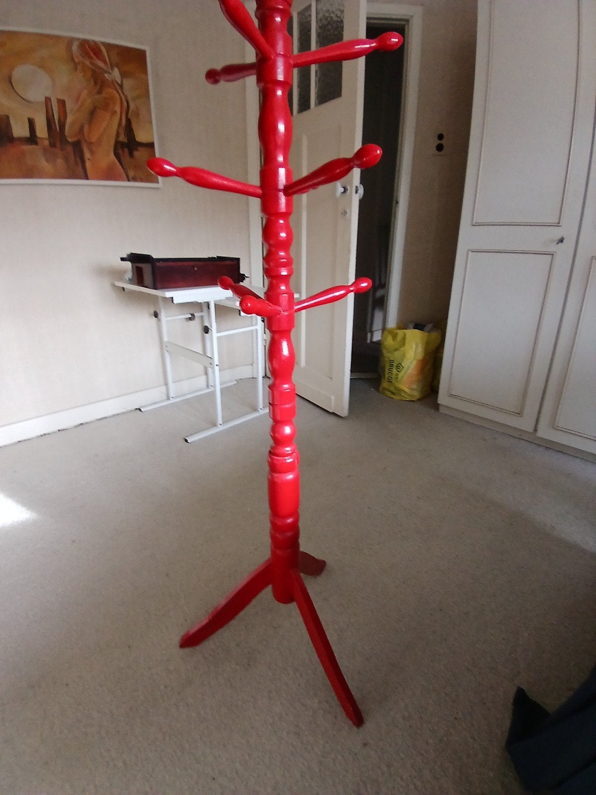 houten kapstok, Ophalen
